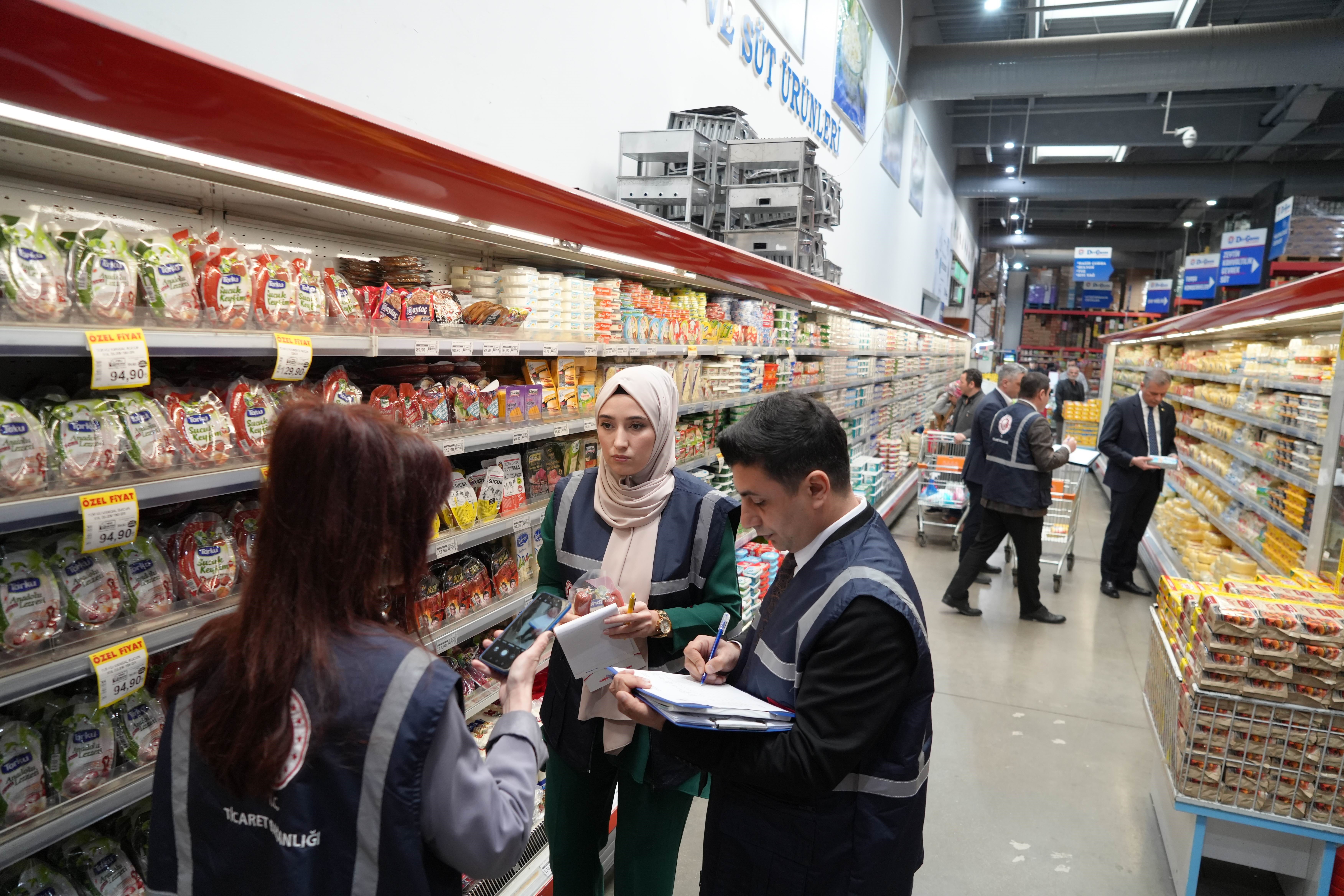 Samsun'da Ramazan öncesi marketler mercek altında