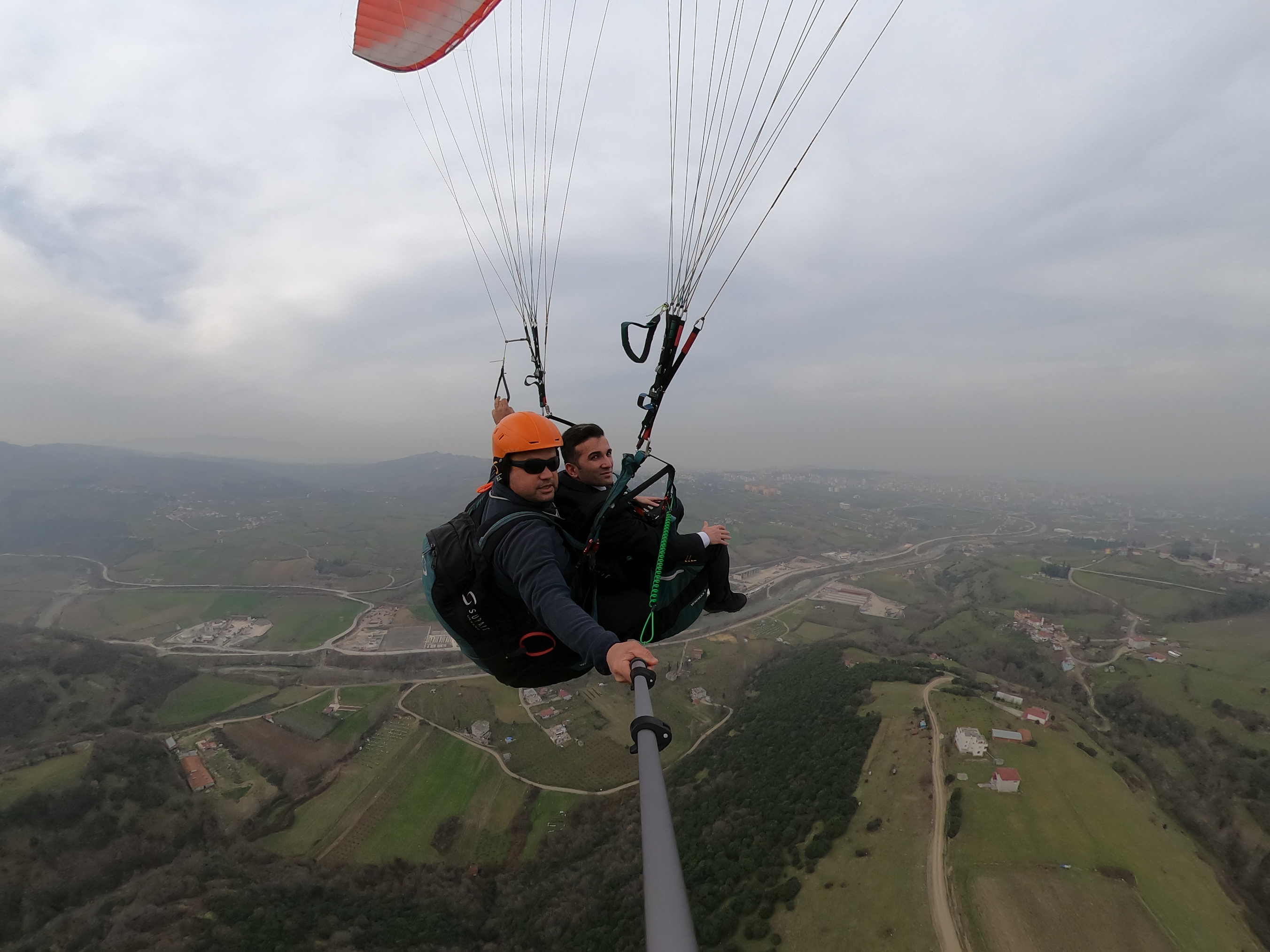 Zafer Partisi Atakum Belediye Başkan Adayı Tugay Başsan projelerini uçarak anlattı
