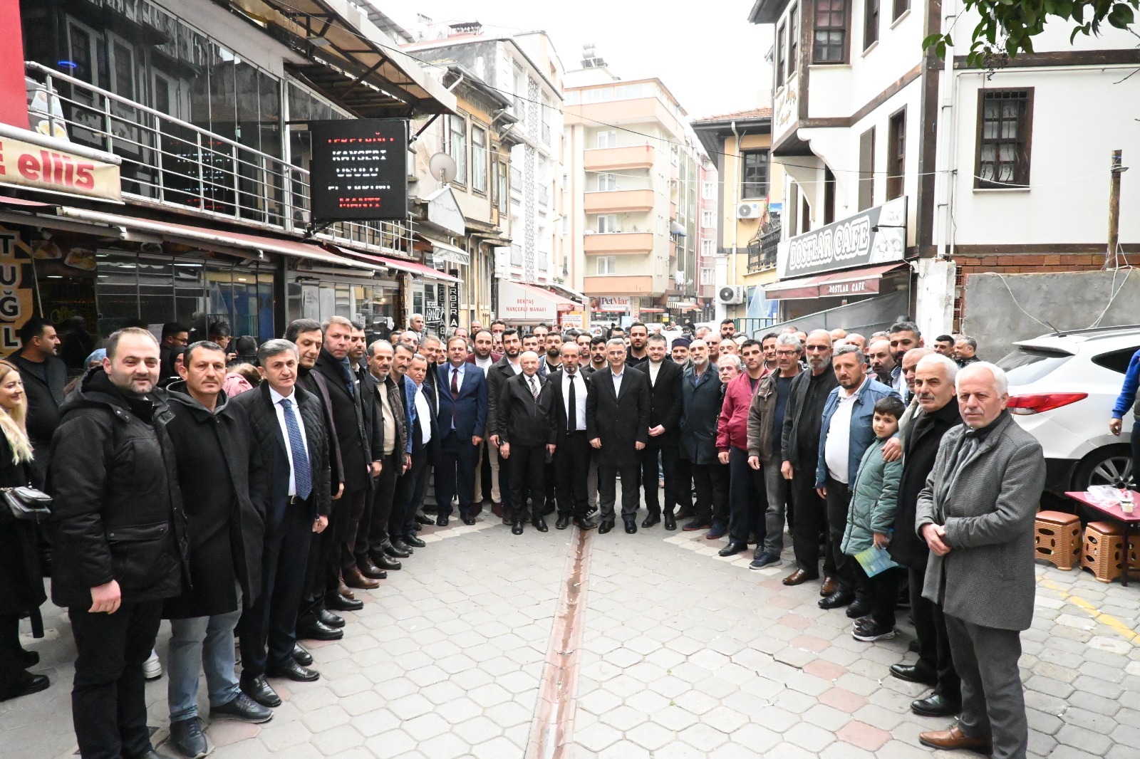 İhsan Kurnaz: Yetkiyi bize verin beş yıl sonra hesabını sorun