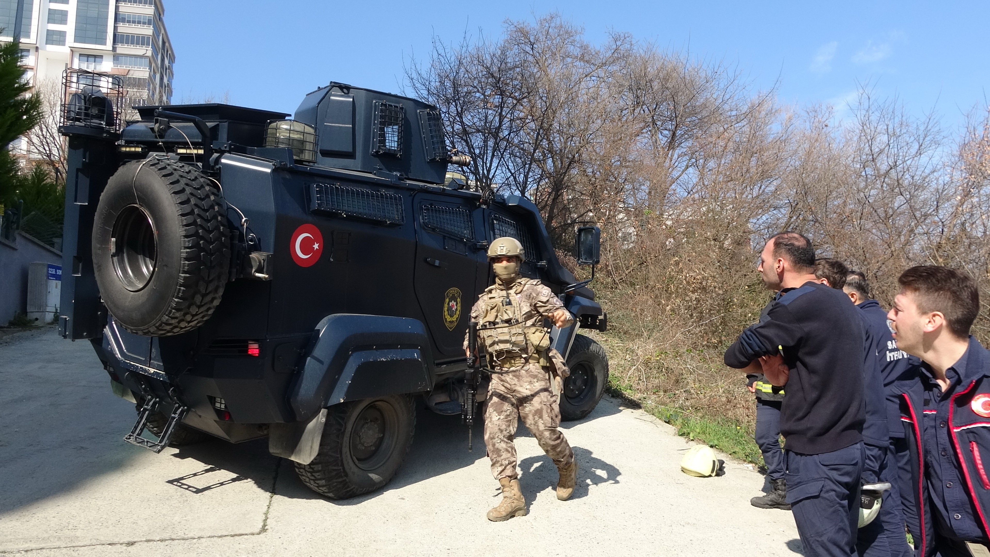 Samsun'da eşine şiddet uygulayan adam intihara kalkıştı