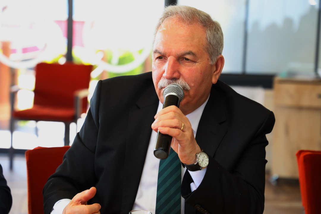 Necattin Demirtaş'tan hayvanseverlere barınak müjdesi!