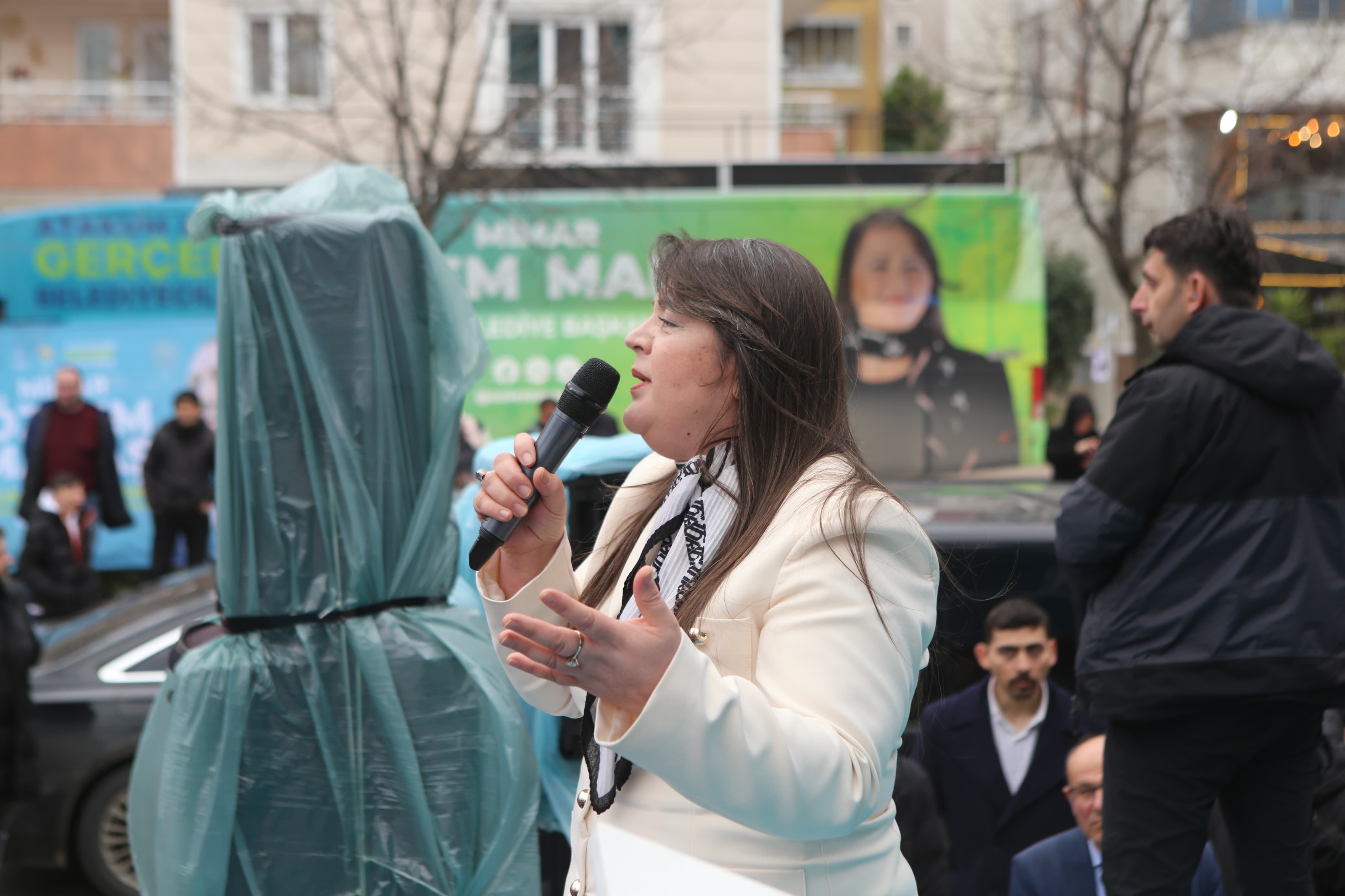 Özlem Maraş projelerini tanıttı