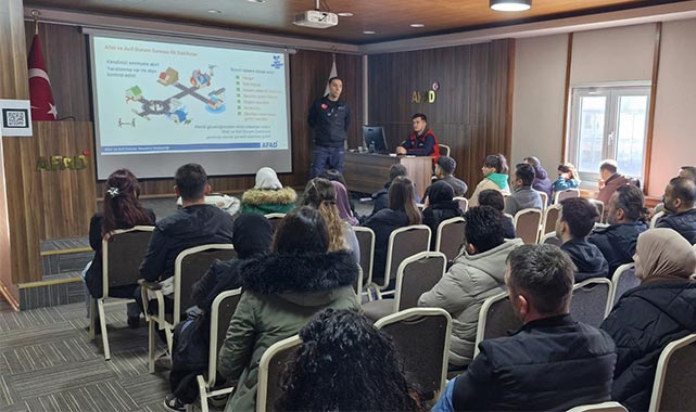 Vatandaşlar ve kamu görevlileri afetlere hazırlanıyor