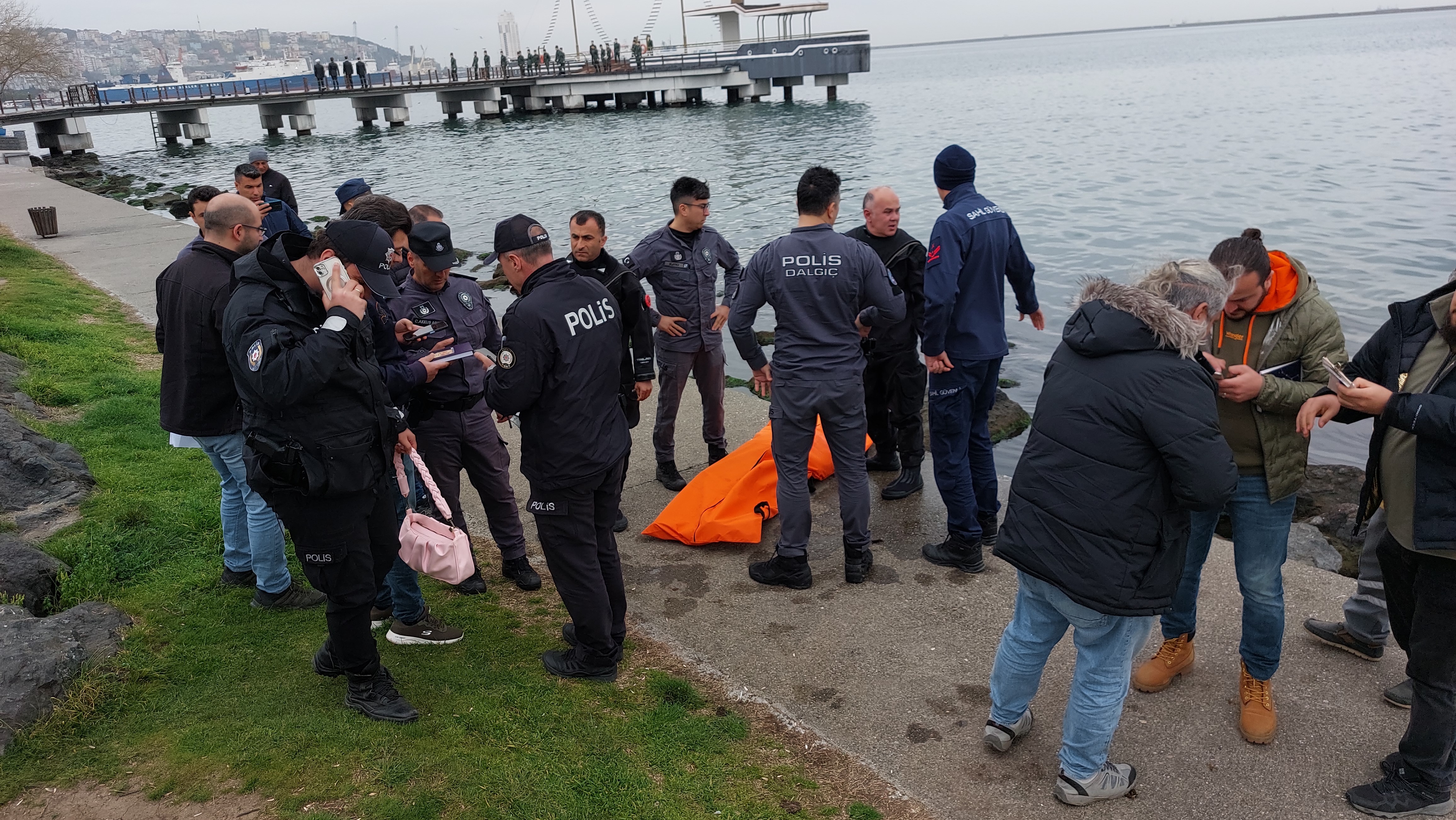 Samsun'un İlkadım ilçesi Sahil Yolunda kadın cesedi bulundu