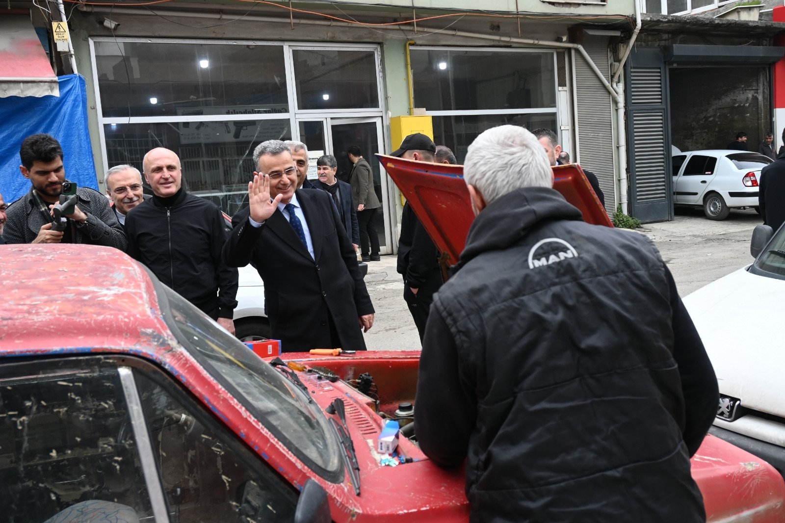 İhsan Kurnaz: İlkadım’ın bütün sorunlarını  çözeceğime söz veriyorum