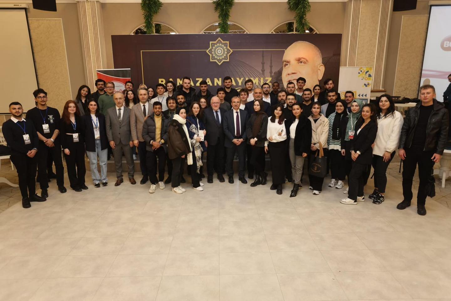 İbrahim Sandıkçı: Gençlerimiz için tüm imkanlarımızla seferberiz