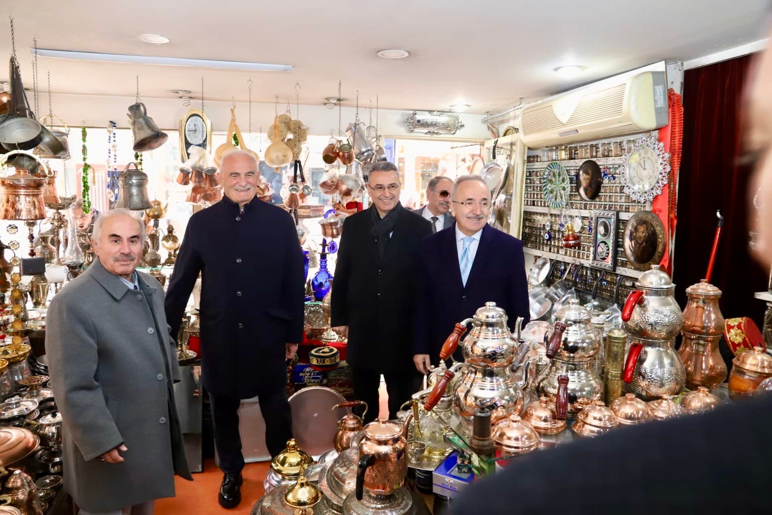 Yusuf Ziya Yılmaz, Samsun'da seçim çalışmalarını hızlandırdı