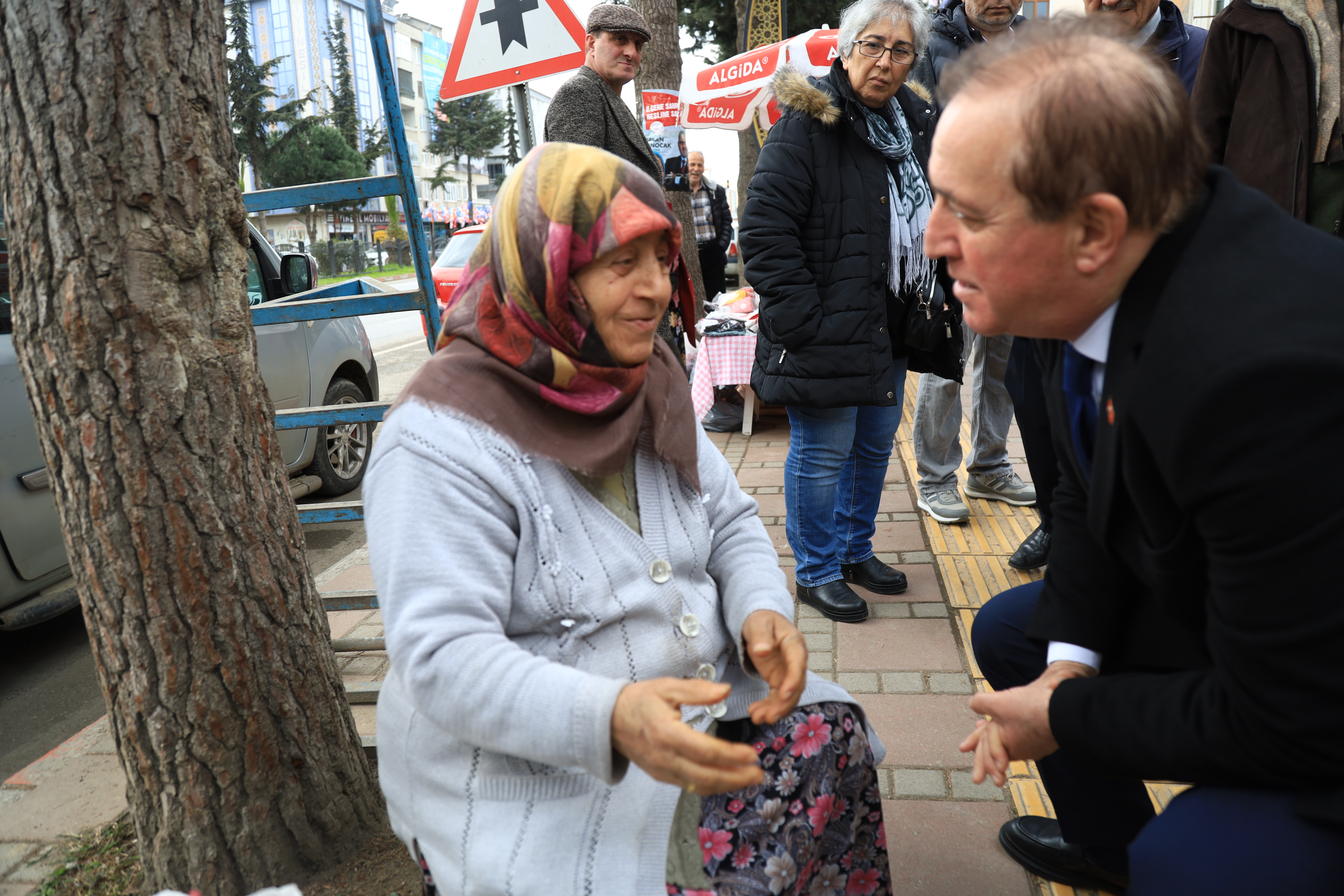 Cevat Öncü: Bizim projelerimizi taklit ediyorlar