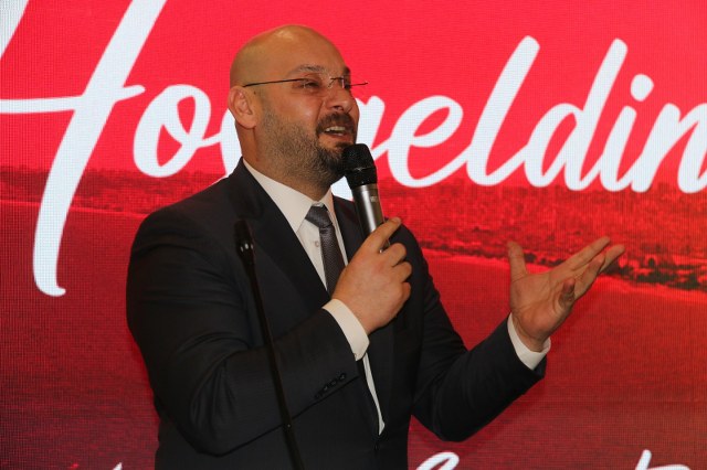 CHP Atakum Belediye Başkan adayı Serhat Türkel projelerini açıkladı