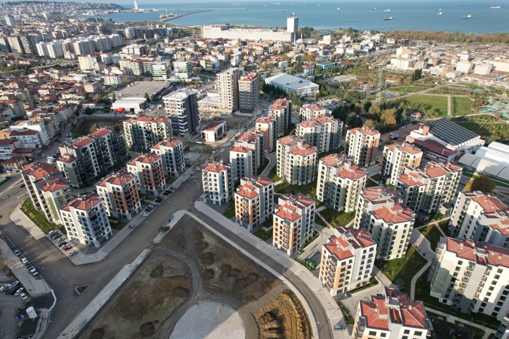 Samsun'da binlerce vatandaş eski binalarda yaşıyor