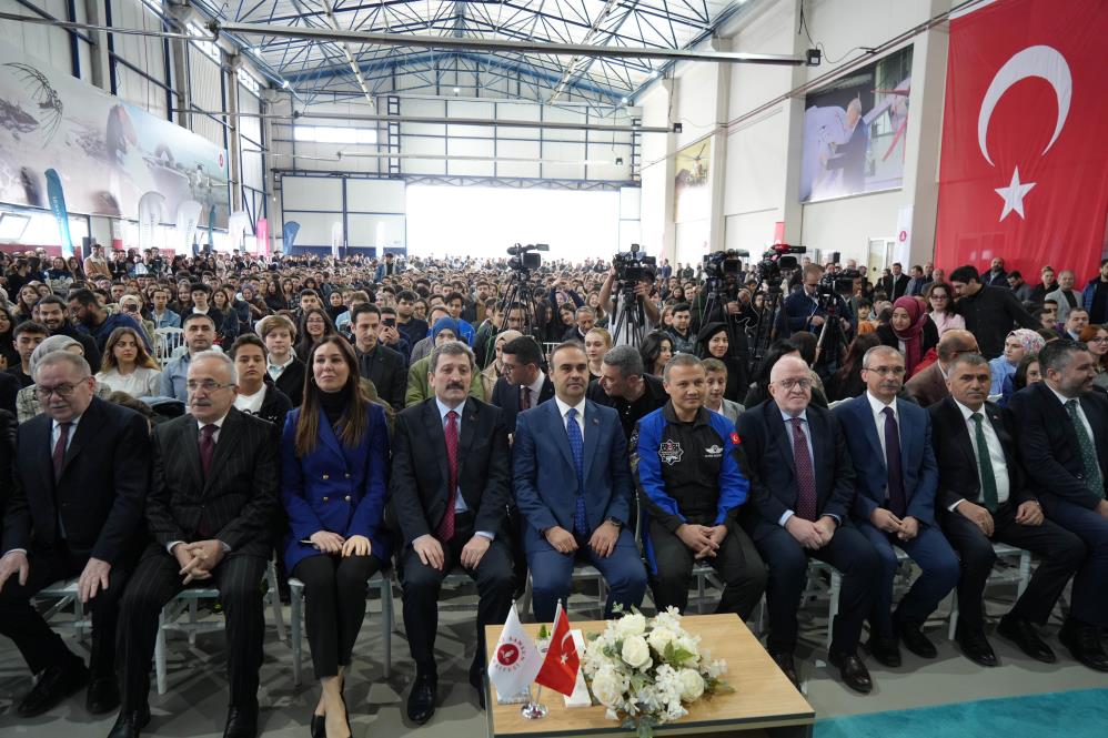 Bakan Kacır Samsun'da konuştu: Hibrit roket motorunu uzayda ateşlemeyi başaran ilk ülke olacağız