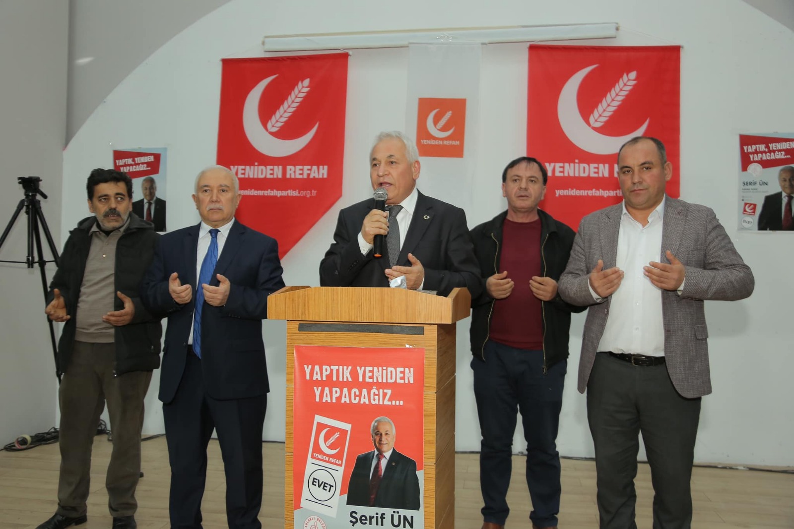 Şerif Ün 3 bin kişiye iftar verdi