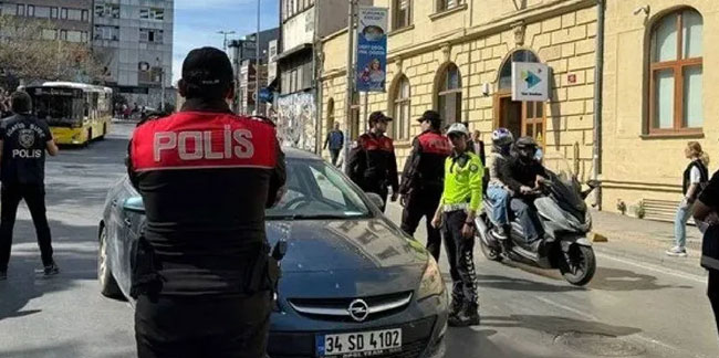 81 ilde Çember operasyonu: 2 bin 66 firari yakalandı