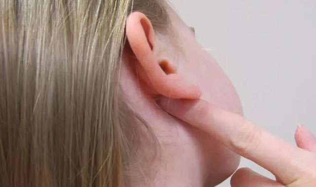 Kulak arkasını 5 dakika ovalayın bakın ne oluyor! 