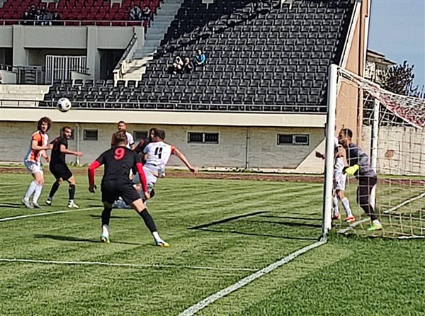 Bafraspor 1 puanla yetindi