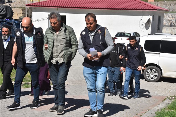 Bombacı Mülayim takma adlı polis tutuklandı