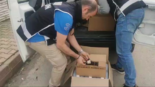 Samsun'da etil ve sahte alkol ele geçirildi
