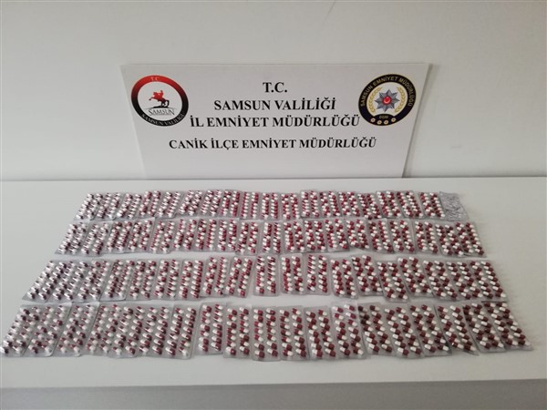 Samsun'da şüphelinin poşetinden uyuşturucu çıktı