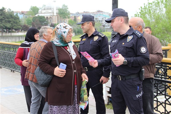 Samsun polisinden Çarşamba'da dolandırıcılığa karşı uyarı