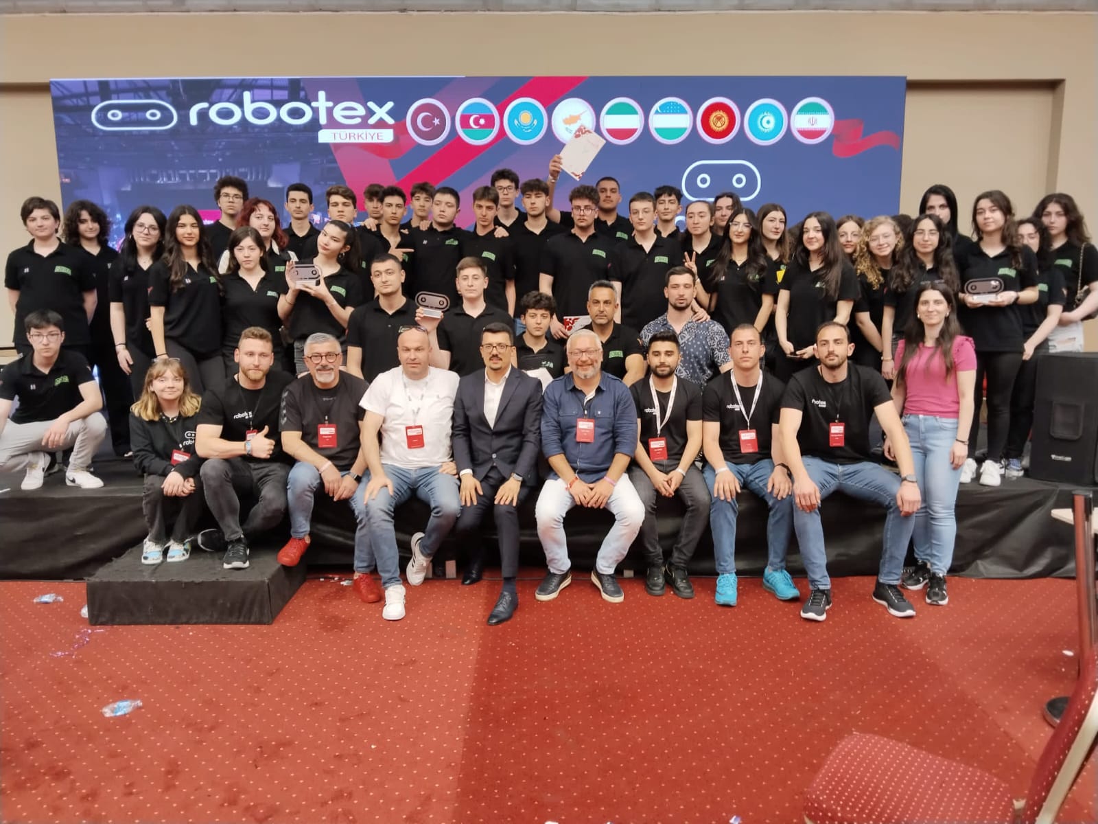 Takev Robotik Takımı ZİON 3 dalda ödül ile Samsun’a döndü