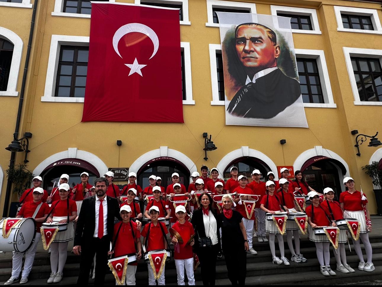 Bulvar AVM'de coşku dolu 23 Nisan