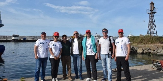 Rus yelkenciler Yakakent Limanı'na demir attı