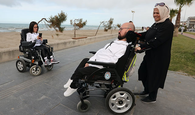 Samsun'da hasta çocukları için 52 yaşından sonra ehliyet aldı