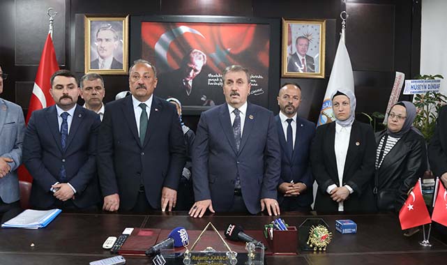 BBP Genel Başkanı Mustafa Destici Samsun'da konuştu: Her türlü tasarrufu destekliyoruz