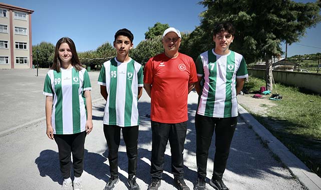 Alaçam Bocce Takımı, Türkiye Şampiyonası'ndan zaferle döndü