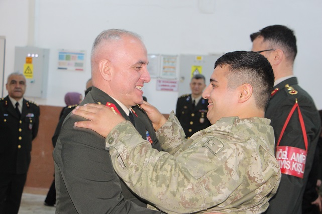 Samsun’da bir günlüğüne asker oldular