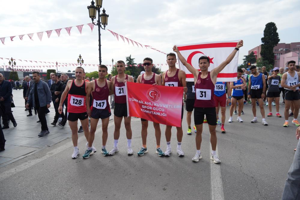 Samsun'da 19 Mayıs Yarı Maratonu başladı