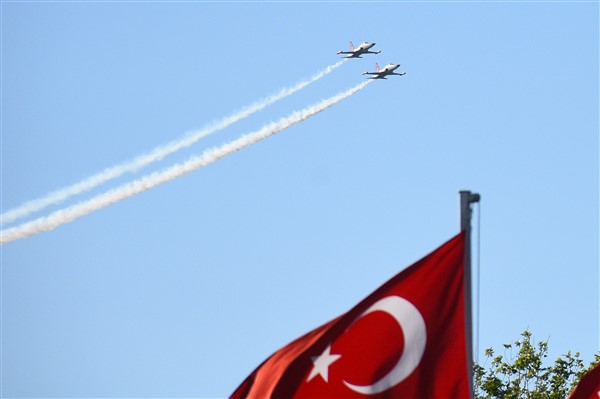 Samsun'da Türk Yıldızları-Solo Türk ve Hürjet gösterisi büyüledi
