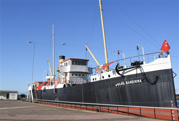 Samsun'da Türk Yıldızları-Solo Türk ve Hürjet gösterisi büyüledi