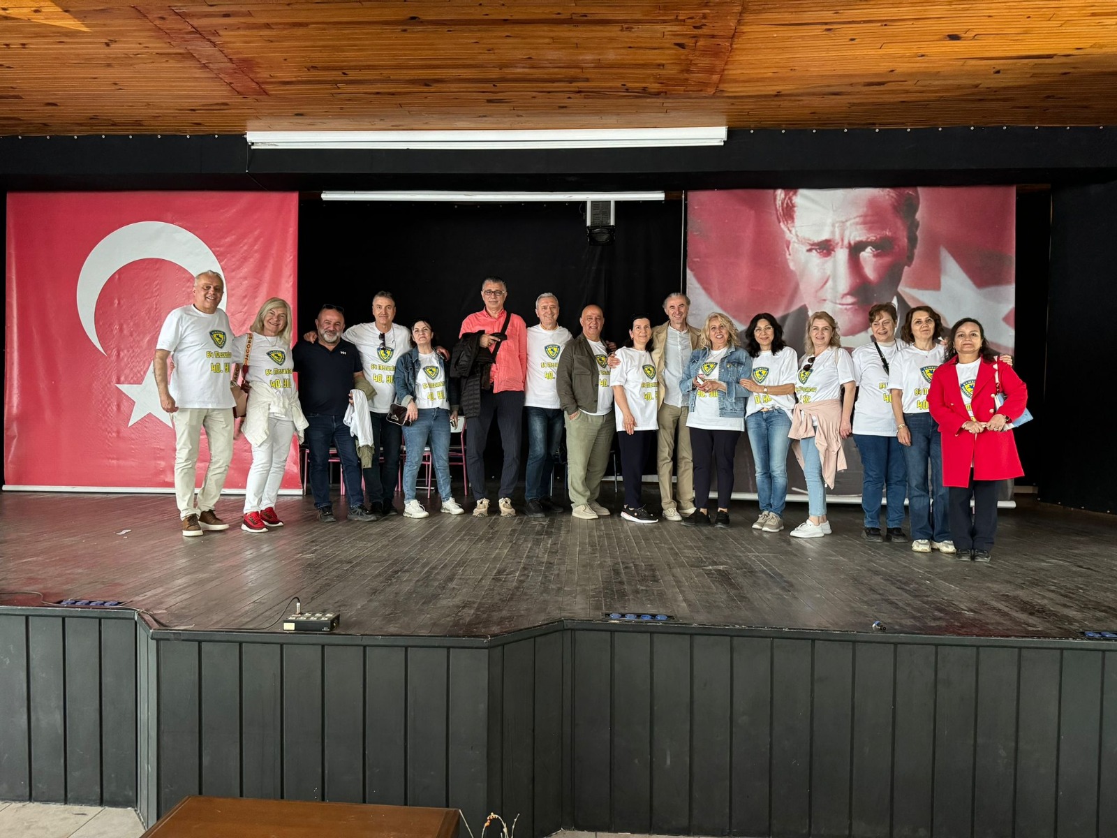 19 Mayıs Lisesi mezunları 40 yıl sonra Samsun'da buluştu