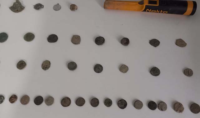 Samsun polisi paha biçilemeyen tarihi eserler ele geçirdi