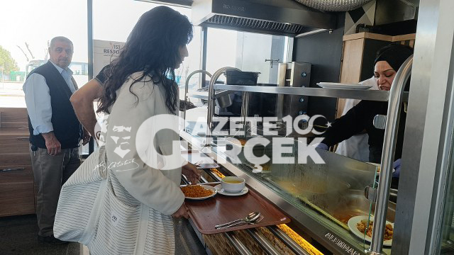 Samsun'da yemeklerin 40 TL olduğu restorant vatandaşın akınına uğradı