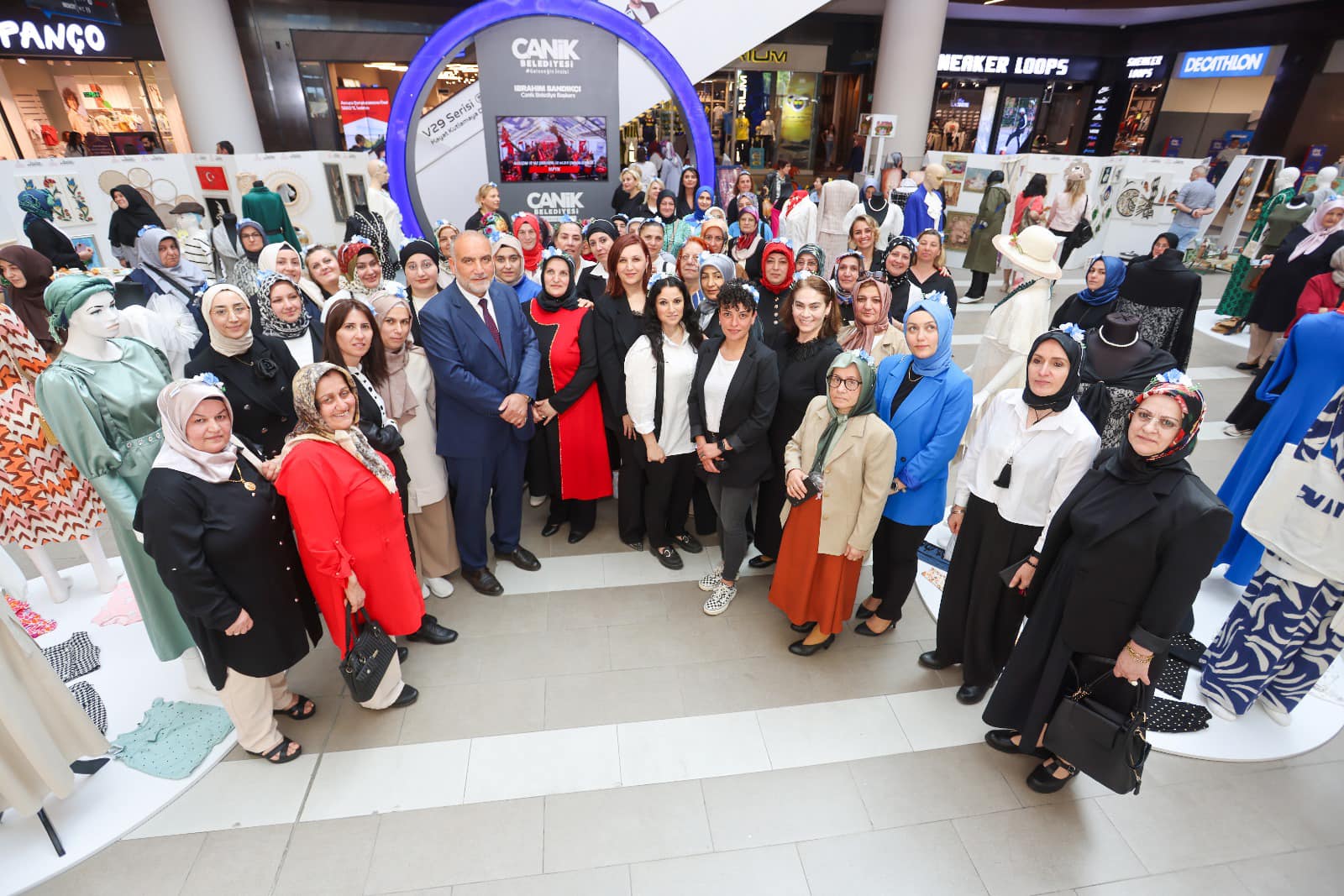 İbrahim Sandıkçı: Kadın istihdamında öncü olmaya devam ediyoruz