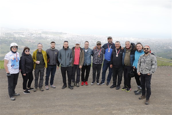 Samsun'da 19 Mayıs yamaç paraşütü etkinliği