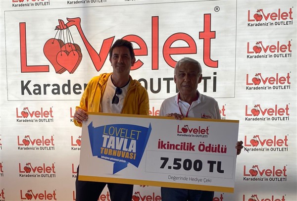 Oyun Tutkunları Lovelet AVM Tavla Turnuvası'nda buluştu