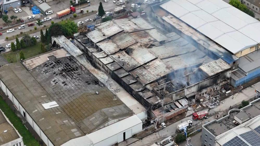 Samsun'da yanan fabrikadaki zarar gün ağarınca ortaya çıktı