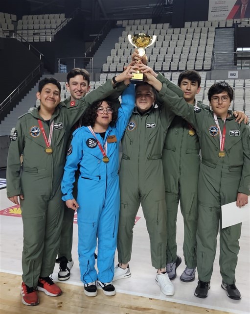 Samsun Teknokent Havacılık Lisesi Türkiye şampiyonluğu ve üçüncülüğü elde etti