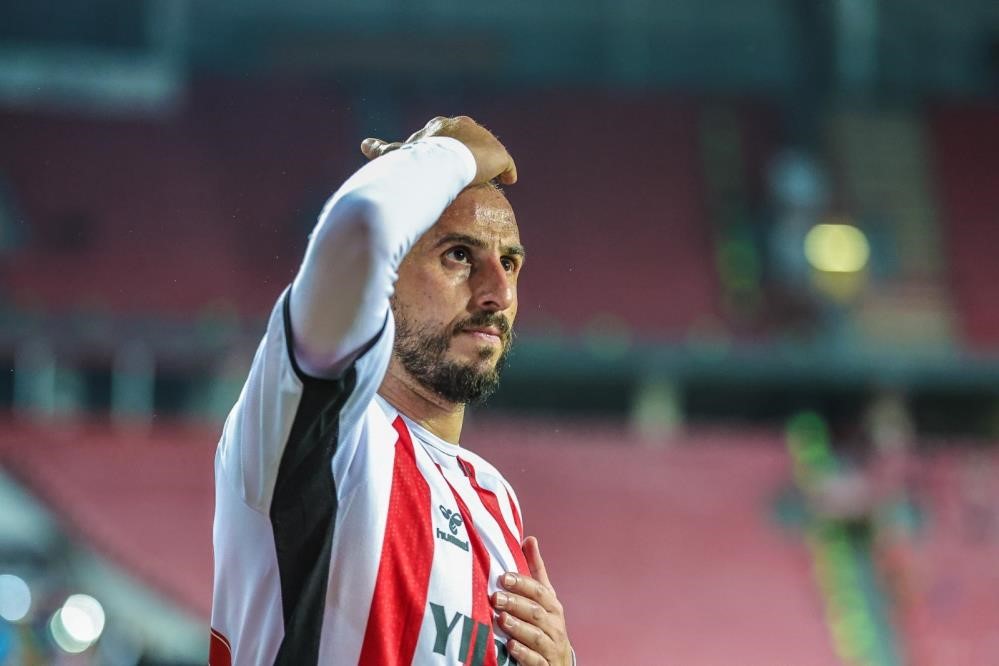 Samsunspor 8 futbolcu ile yollarını ayıracak mı?