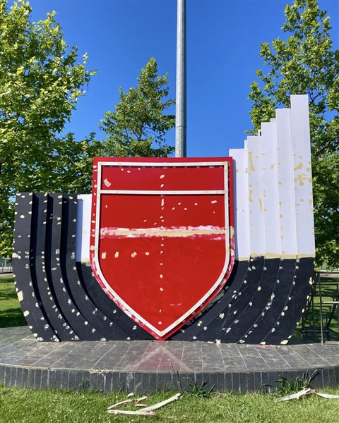 Samsun Büyükşehir Belediyesi Samsunspor logo silüetini onardı