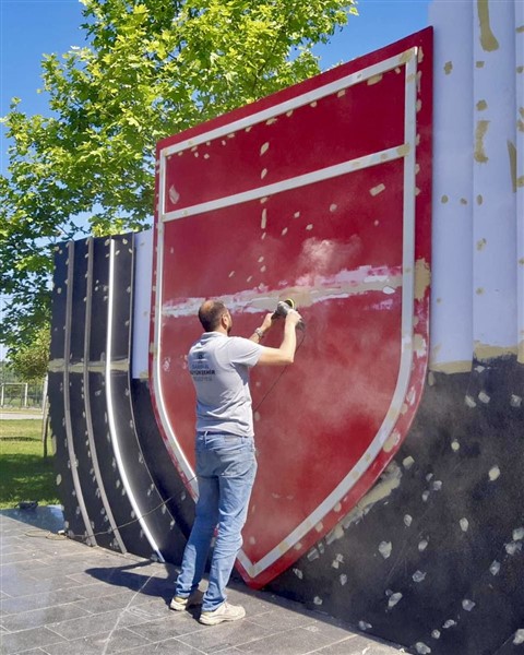 Samsun Büyükşehir Belediyesi Samsunspor logo silüetini onardı