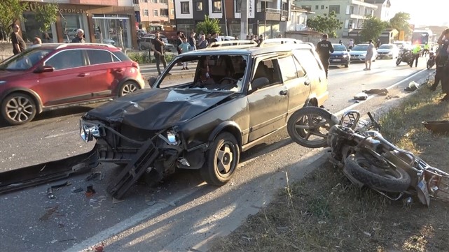 Samsun'da otomobilin çarptığı motosiklet sürücüsü öldü