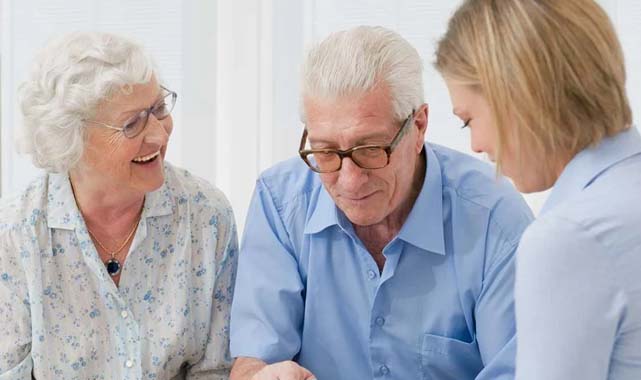 Emeklilere kira ve market desteği