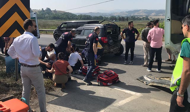 Samsun Bafra'da kamyon ile otomobil çarpıştı! Fadik Bengü hayatını kaybetti! 2 yaralı