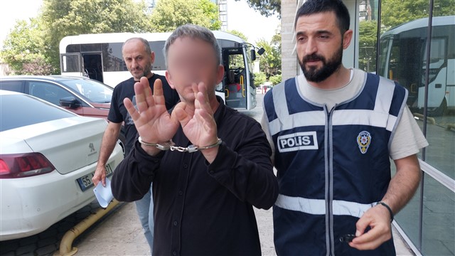 Samsun'da iş arkadaşını gasp edip telefon aldı