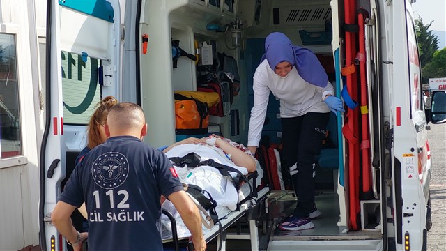 Erken doğum riski taşıyan genç kadın Samsun'a ambulans helikopterle geldi