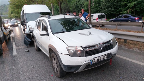 Samsun'da zincirleme trafik kazası 3 yaralı